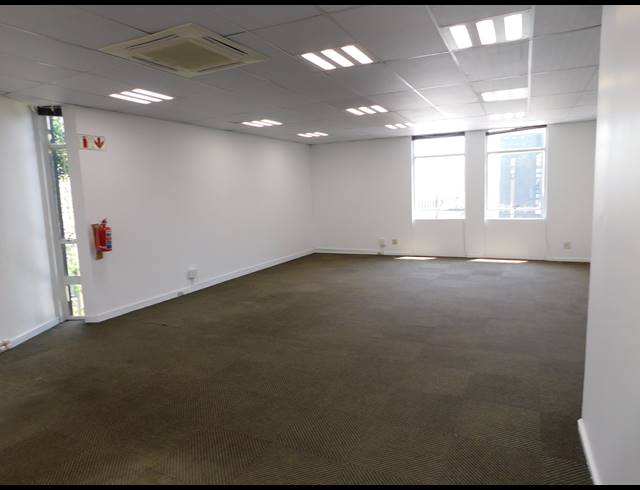 184M² OFFICE TO LET IN ROSEBANK